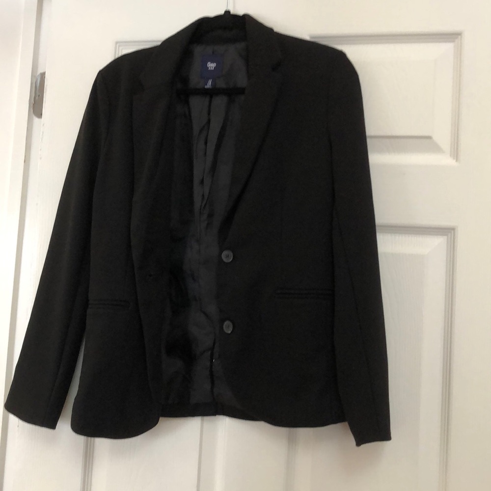 GAP black blazer